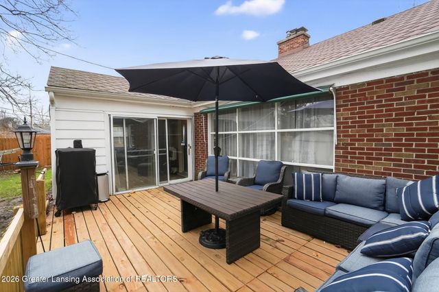 437 S Verlinden Avenue, Lansing, MI 48915