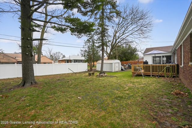 437 S Verlinden Avenue, Lansing, MI 48915