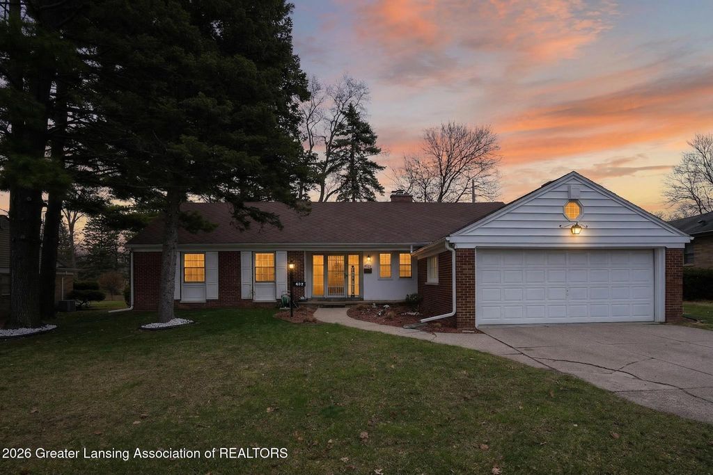 437 S Verlinden Avenue, Lansing, MI 48915