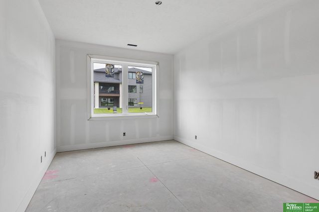 3310 S 212th Street, Elkhorn, NE 68022