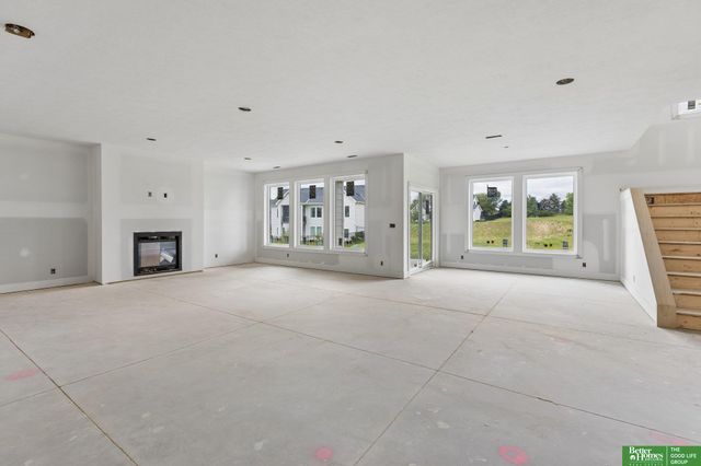 3310 S 212th Street, Elkhorn, NE 68022