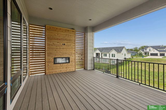 3310 S 212th Street, Elkhorn, NE 68022