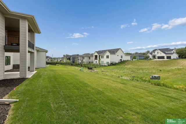 3310 S 212th Street, Elkhorn, NE 68022