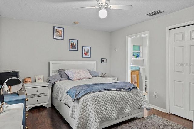 225 W OSCEOLA STREET, Clermont, FL 34711