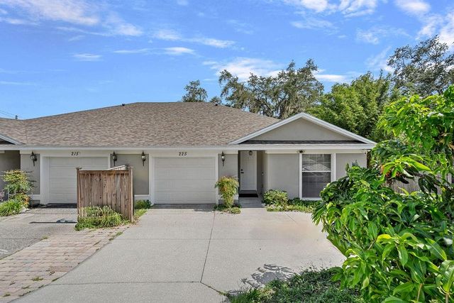 225 W OSCEOLA STREET, Clermont, FL 34711