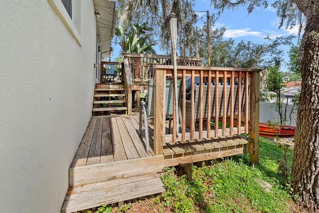 225 W OSCEOLA STREET, Clermont, FL 34711