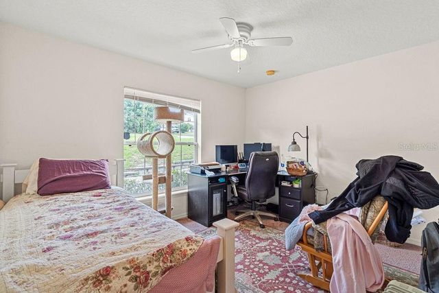 225 W OSCEOLA STREET, Clermont, FL 34711