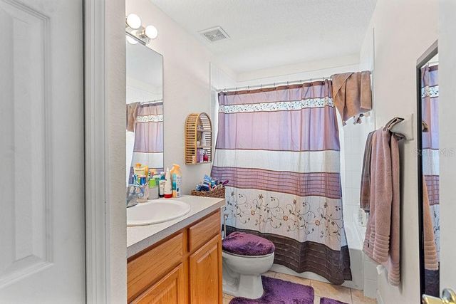 225 W OSCEOLA STREET, Clermont, FL 34711
