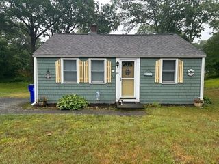 30 Marjorie Ave, Bourne, MA 02559