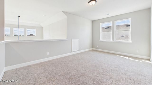 111 Belle Lake Drive, Lafayette, LA 70506