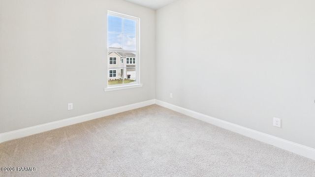 111 Belle Lake Drive, Lafayette, LA 70506