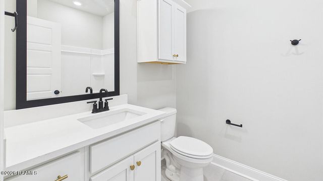 111 Belle Lake Drive, Lafayette, LA 70506