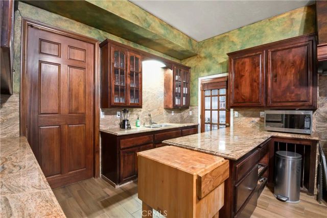 790 State Highway 2, Wrightwood, CA 92397