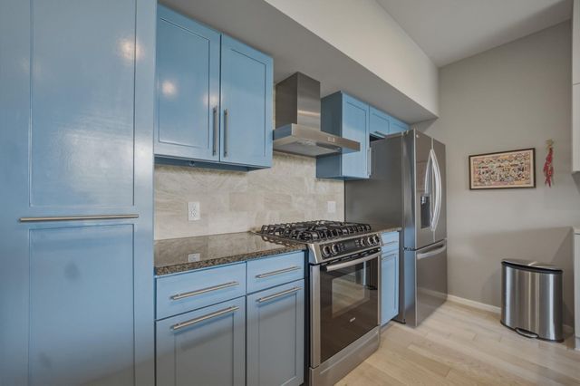 1600 Barton Springs RD 4305, Austin, TX 78704