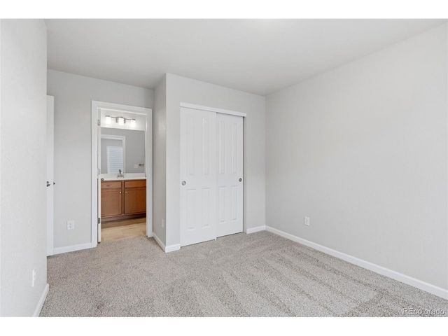 1480 Coral Pl, Longmont, CO 80504