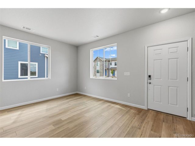 1480 Coral Pl, Longmont, CO 80504