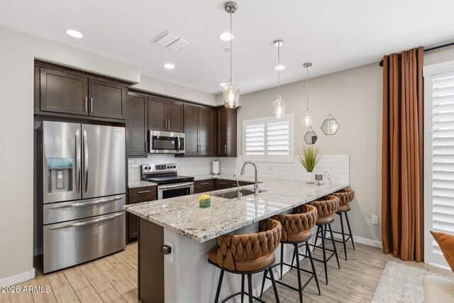 4100 S PINELAKE Way 104, Chandler, AZ 85249
