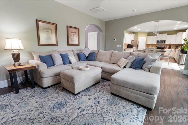 4873 Samuel Pinckney Drive, Belmont, NC 28012