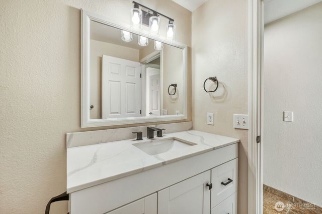 3618 S 243rd Street, Kent, WA 98032