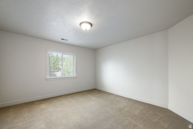 15208 S EAGLE CHASE DR, Draper, UT 84020