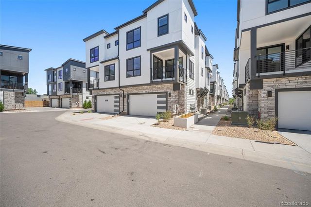 2020 S Holly Street 3, Denver, CO 80222