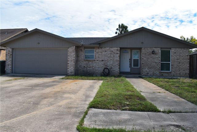 985 Ribbon Tail St, Corpus Christi, TX 78418