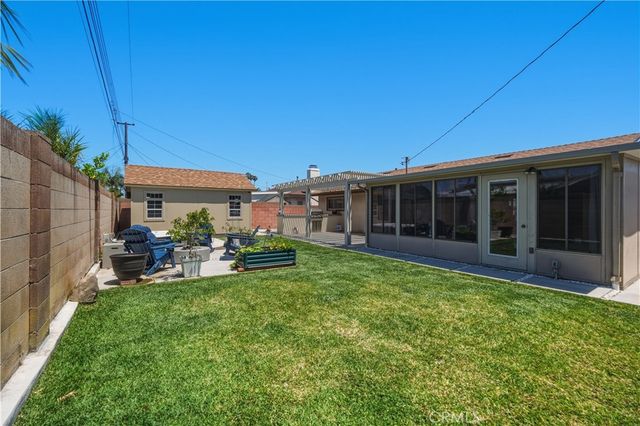 16301 Golden Gate Lane, Huntington Beach, CA 92649