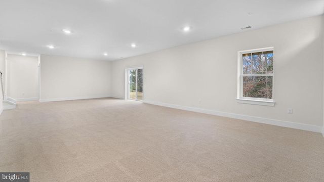 8281 COLLING MANOR CT, Alexandria, VA 22308