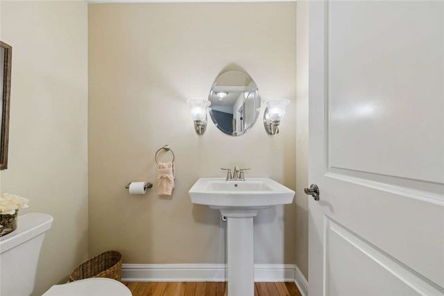 1040 Red Tail Hollow, N Franklin Twp, PA 15301