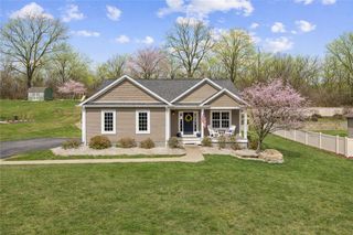 1040 Red Tail Hollow, N Franklin Twp, PA 15301