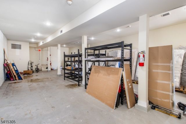 357 16th Ave, Irvington Twp., NJ 07111