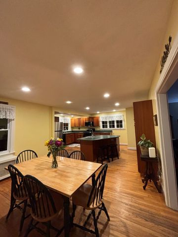 29 Rogers Ave, West Springfield, MA 01089