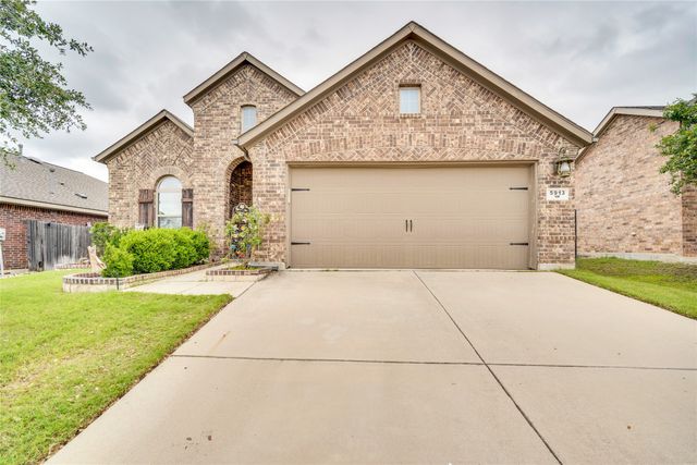 5913 Warmouth Drive, Fort Worth, TX 76179