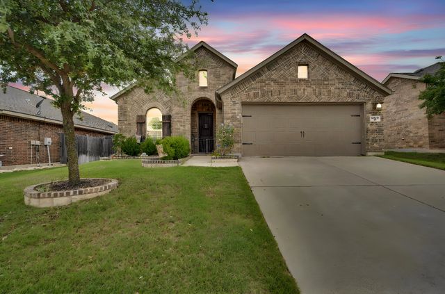 5913 Warmouth Drive, Fort Worth, TX 76179
