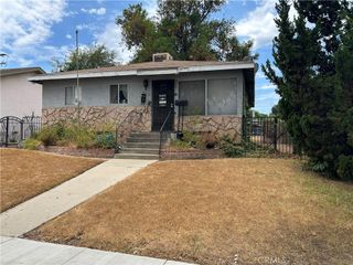 946 Cedar Street, Corona, CA 92879