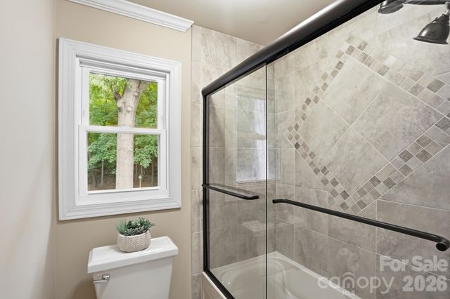 405 Hillcrest Drive, Harrisburg, NC 28075