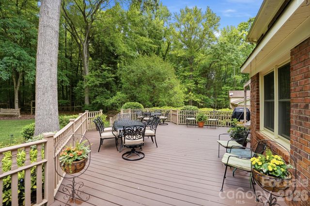405 Hillcrest Drive, Harrisburg, NC 28075