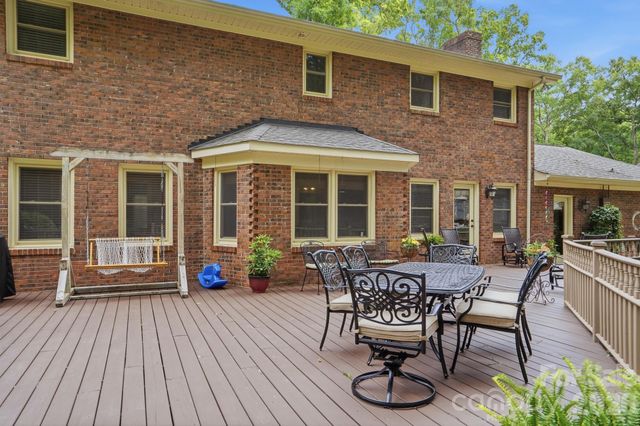 405 Hillcrest Drive, Harrisburg, NC 28075