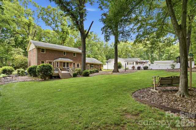 405 Hillcrest Drive, Harrisburg, NC 28075