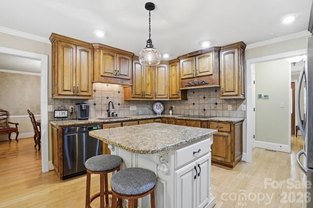 405 Hillcrest Drive, Harrisburg, NC 28075
