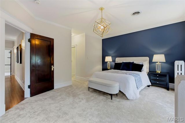 6922 Kingsbury Boulevard, University City, MO 63130