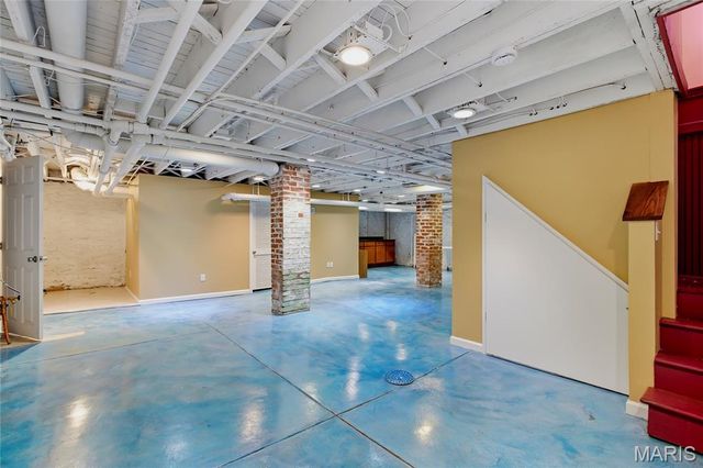 6922 Kingsbury Boulevard, University City, MO 63130