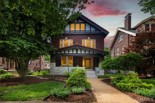 6922 Kingsbury Boulevard, University City, MO 63130