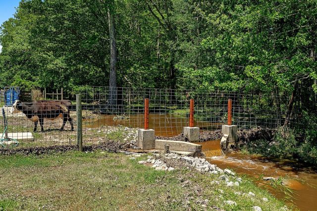 285 Harmony Ln, Smithville, TN 37166