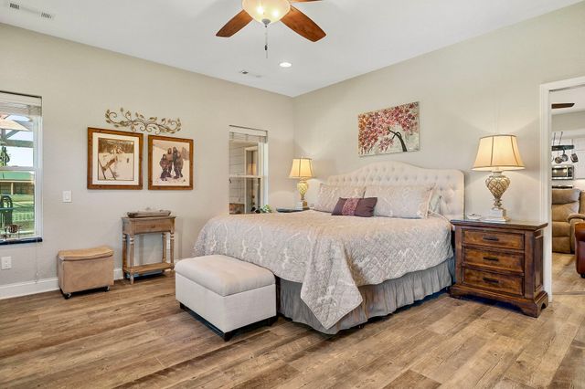 285 Harmony Ln, Smithville, TN 37166