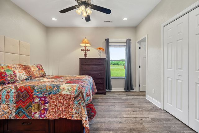 285 Harmony Ln, Smithville, TN 37166