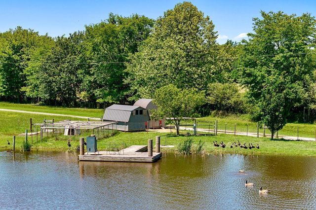 285 Harmony Ln, Smithville, TN 37166