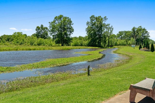 285 Harmony Ln, Smithville, TN 37166