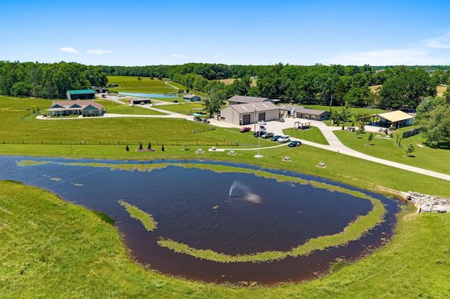 285 Harmony Ln, Smithville, TN 37166