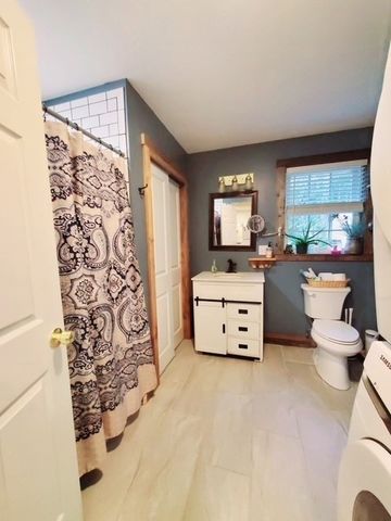 123 Rainbow Dr, Templeton, MA 01468